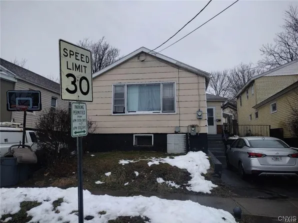 710 N Alvord St, Syracuse, NY 13208