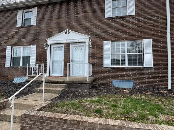 33 Campbell Dr, Parkersburg, WV 26104