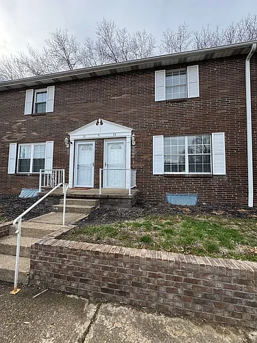 33 Campbell Dr Photo 1