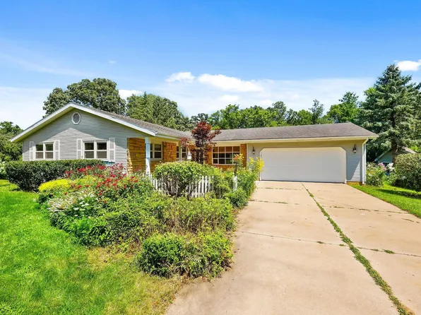 6322 Stonybrook Trce, Sun Prairie, WI 53590