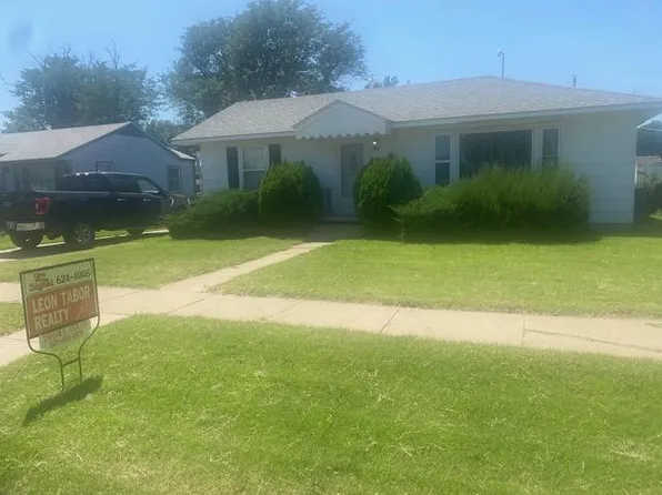 604 N Roosevelt Ave, Liberal, KS 67901