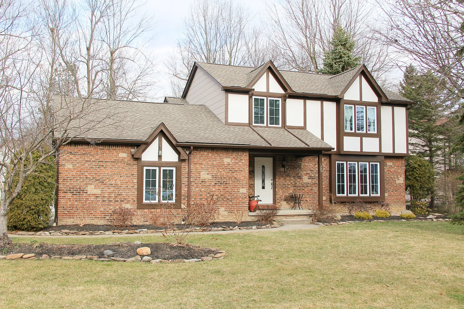 158 Primrose Ln photo 1