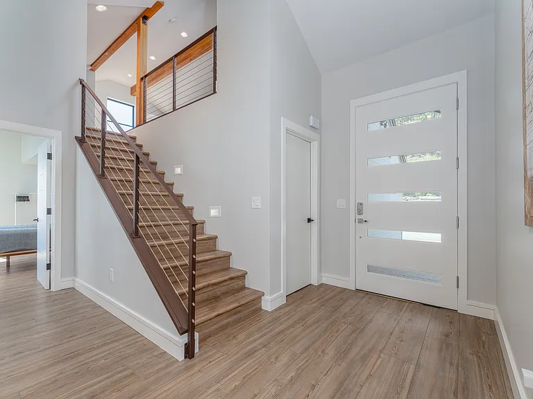 4190 S Lakeshore Rd — Photo 15