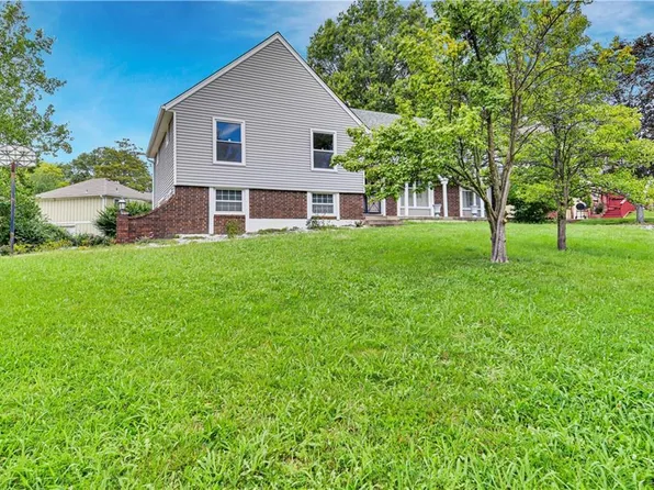 11640 Cherry St, Kansas City, MO 64131