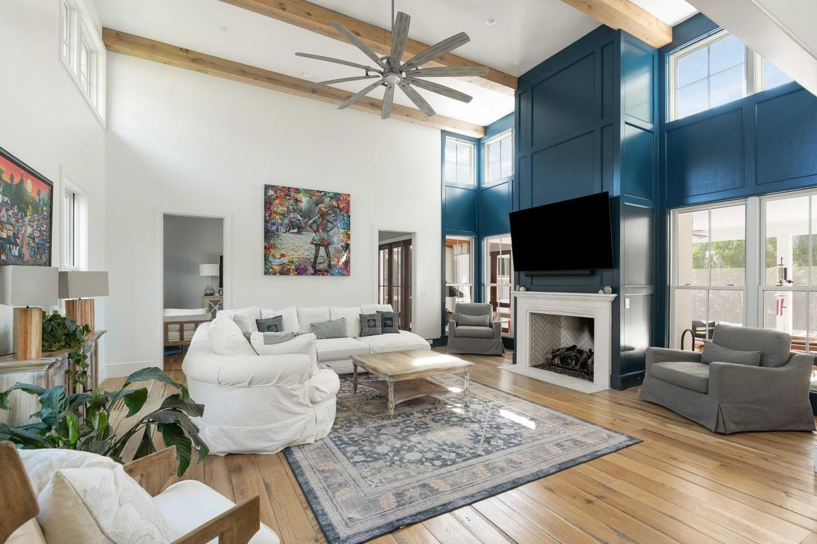 next background image