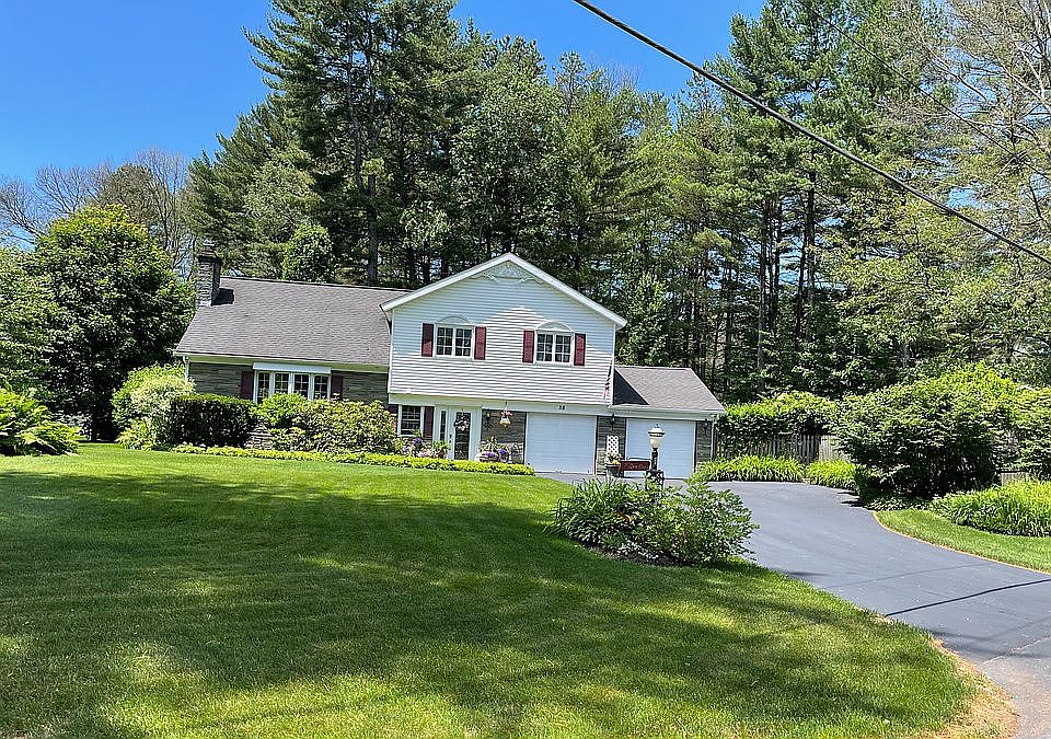 1st image of 28 Vichy Dr