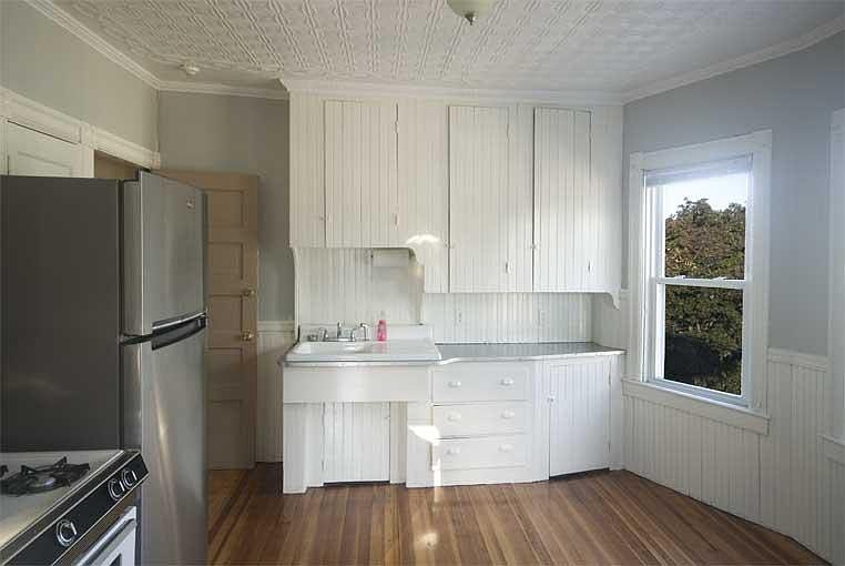 2nd image of 64 W Cole St #3F
