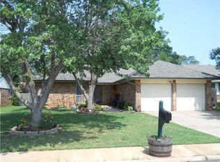 916 Jupiter Rd, Edmond, OK 73003