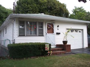 38 Milliner St, Rochester, NY 14611