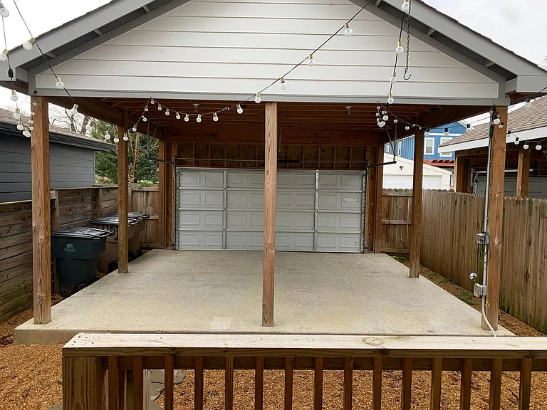 6110 California Ave — Photo 3
