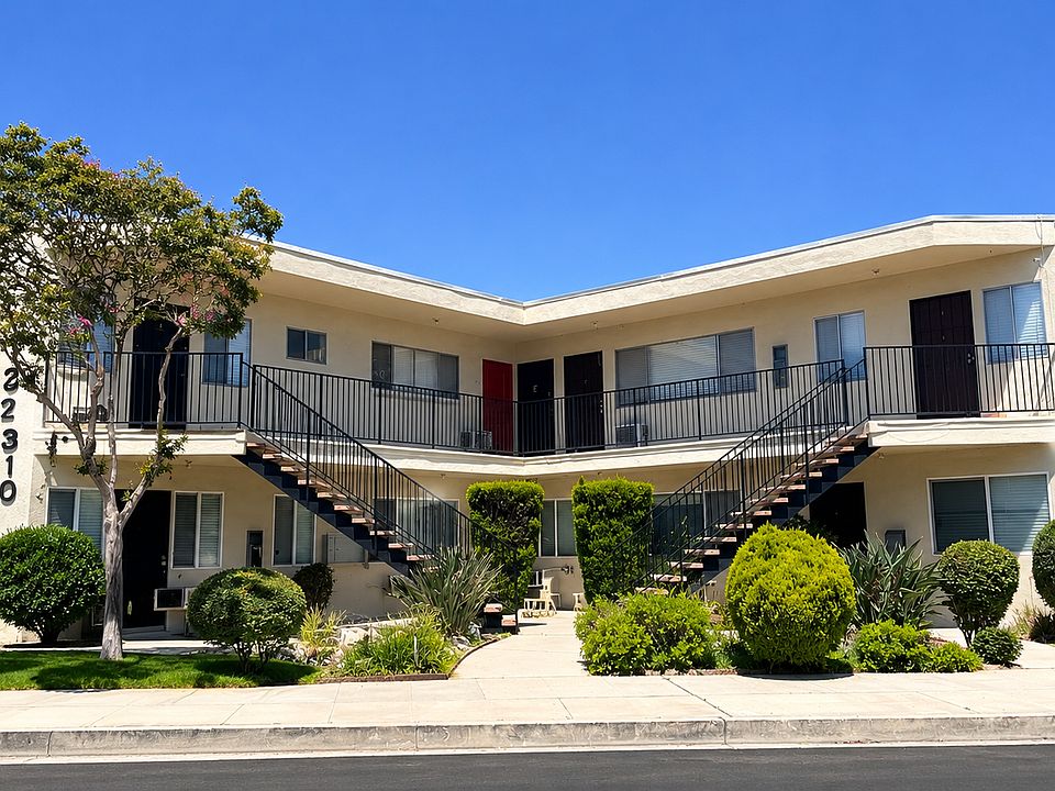 1st image of 2310 Washington Cir APT F
