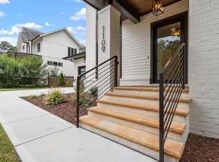 1109 Dogwood Ln, Raleigh, NC 27607