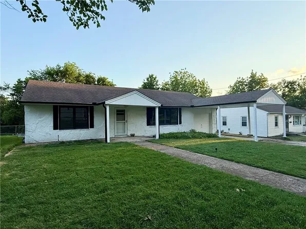 503 Hickory St, Richmond, MO 64085