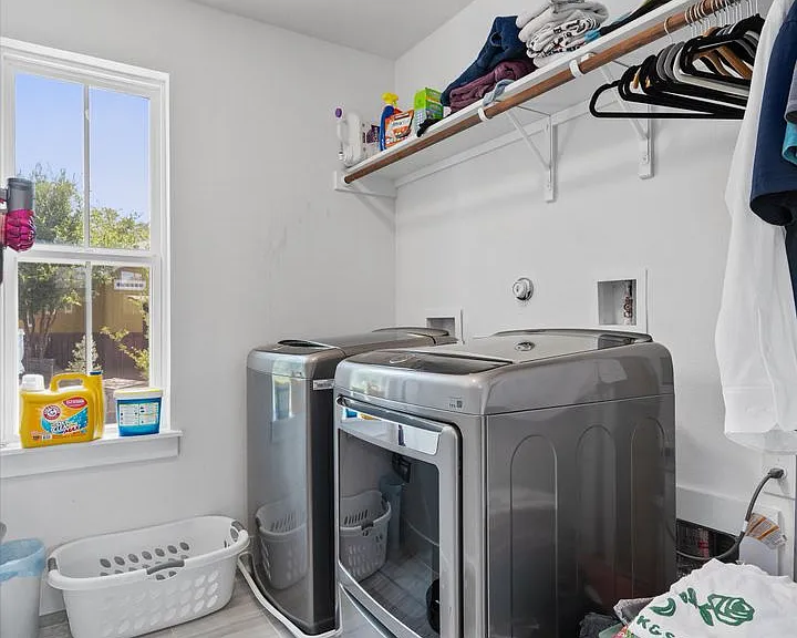 1309 Fort Branch Blvd — Photo 23