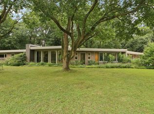 1009 Spring Valley ROAD, Burlington, WI 53105