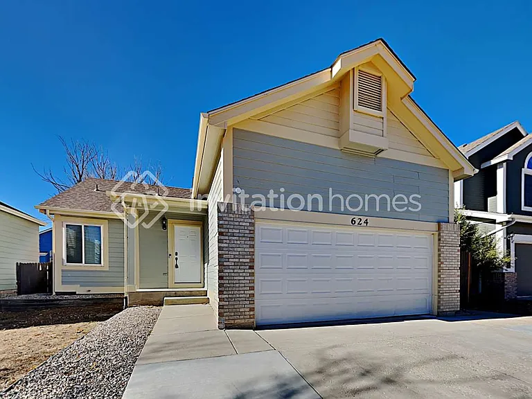 624 Blackmore Pl — Photo 1