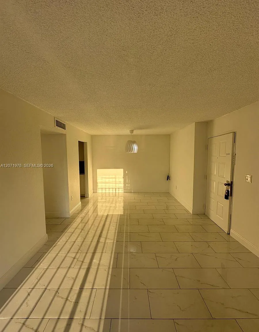 Magnolia Lane Condo — Photo 4