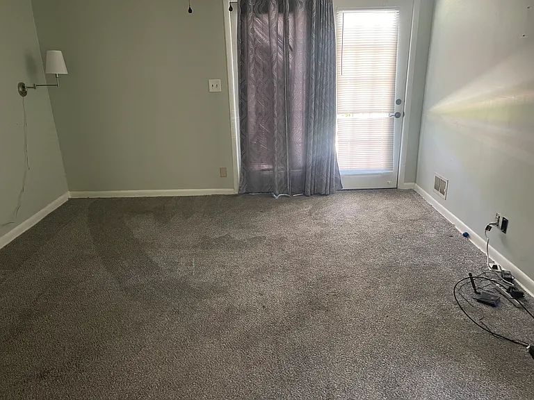 220 Williams St — Photo 10