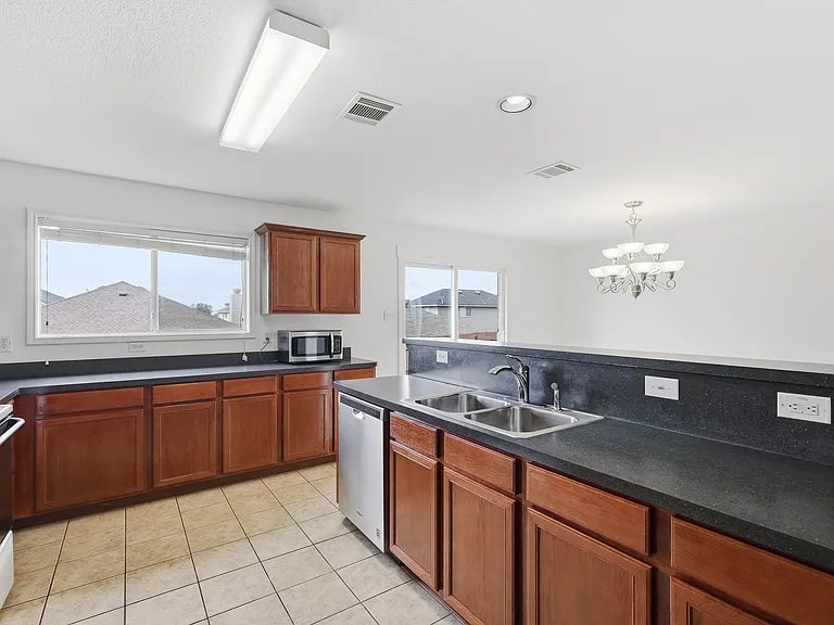 2064 Bliss Rd — Photo 11