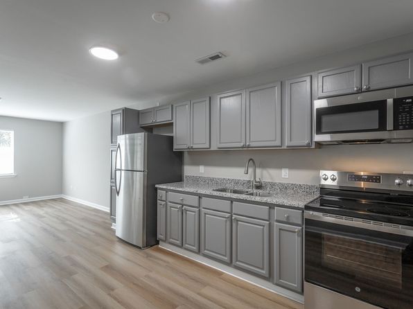 2703 E 25th St #2707