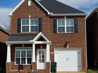 800 Indian Ridge Cir, White House, TN 37188