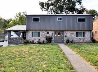 396 Cavan Dr, Pleasant Hills, PA