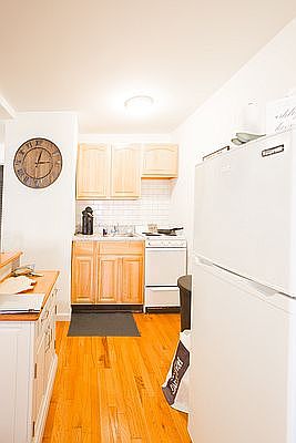 4th image of 338 E 19th St APT 2F