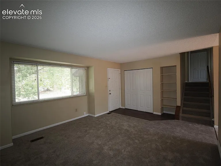 7525 Deer Trl — Photo 5