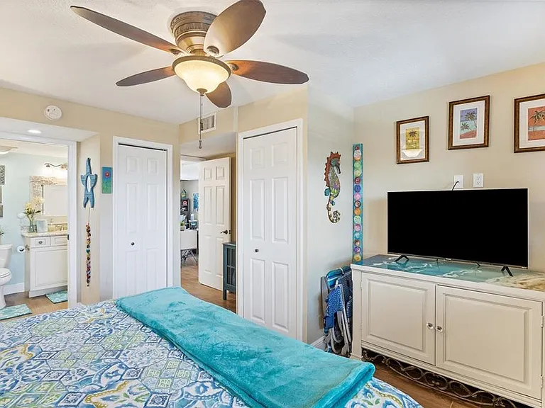 4325 Gulf Of Mexico Dr #408 — Photo 15