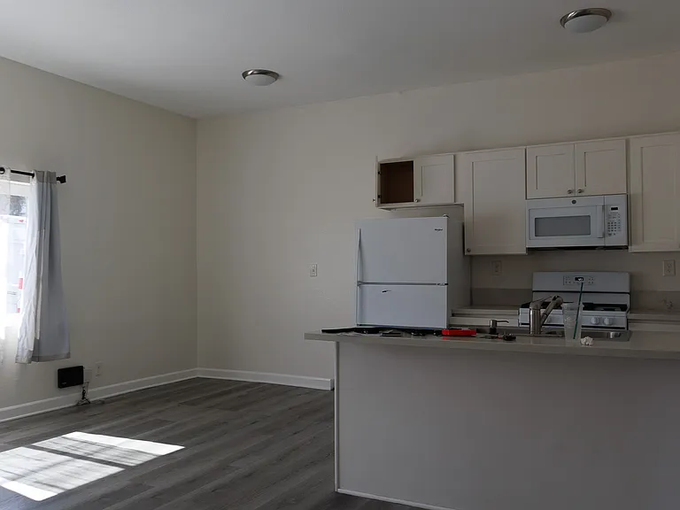 1102 Termino Ave #1104 — Photo 1