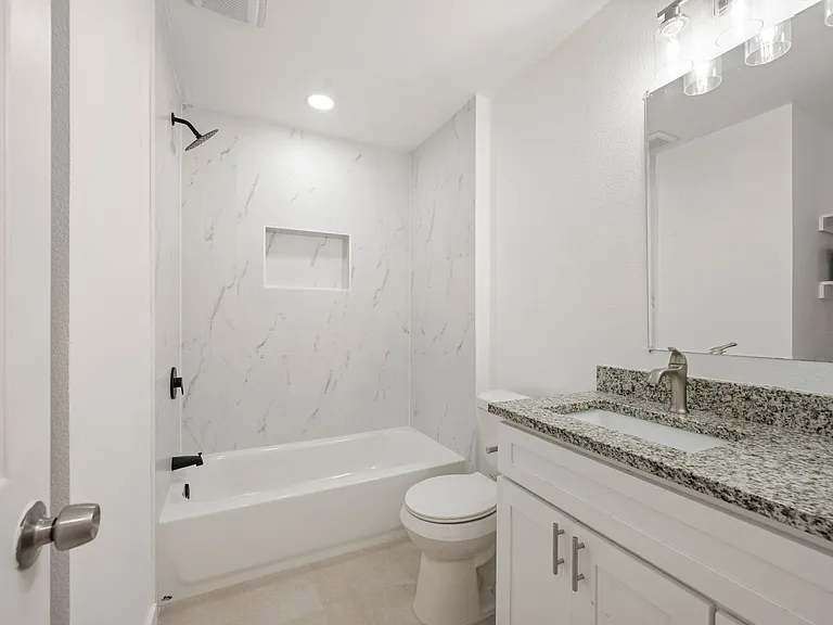 840 Edgehill Dr — Photo 15