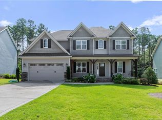 88 Valley Brook Ln, Spring Lake, NC 28390