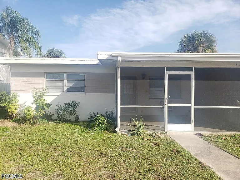 4911 Coronado Pkwy #A — Photo 2