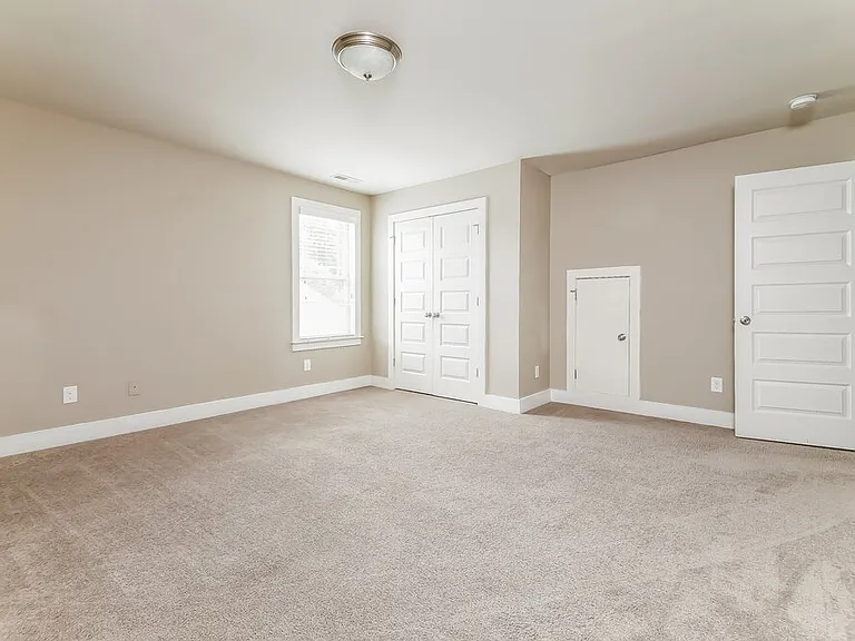 3016 Watsonia Dr — Photo 13