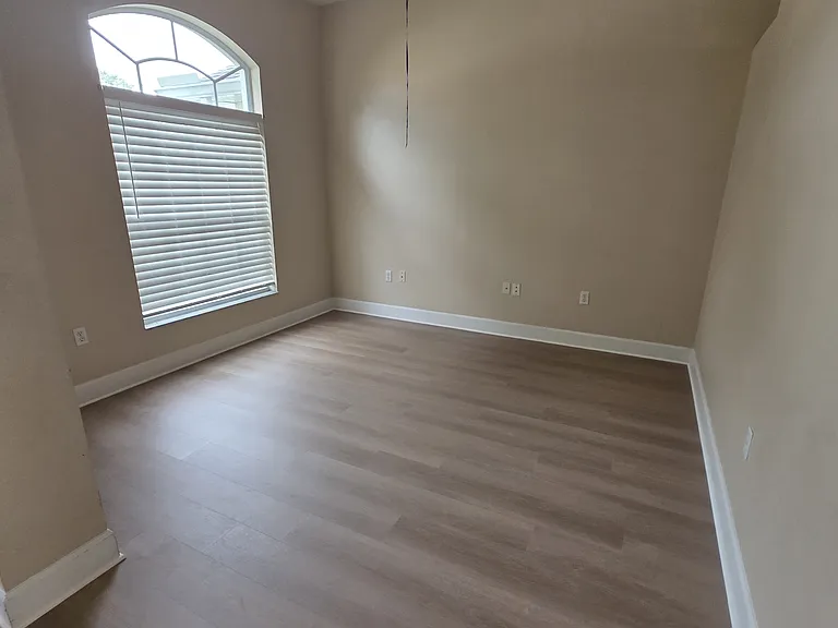 5701 Brackenwood Dr — Photo 3