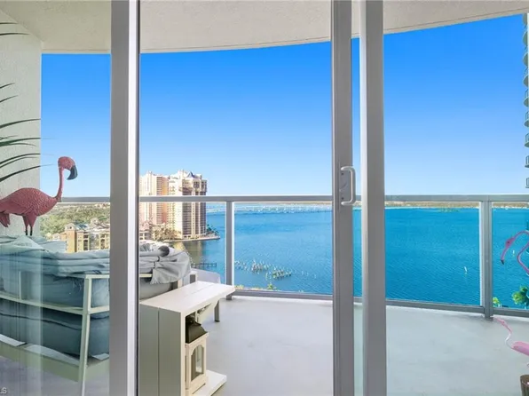 3000 Oasis Grand Boulevard #1705, Fort Myers, FL 33916