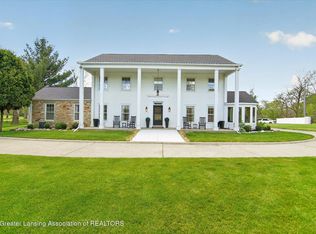 125 W Riverside St, Williamston, MI 48895
