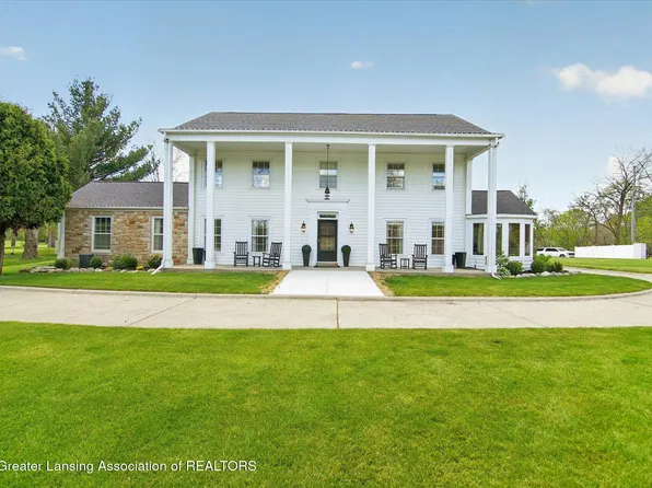 125 W Riverside St, Williamston, MI 48895