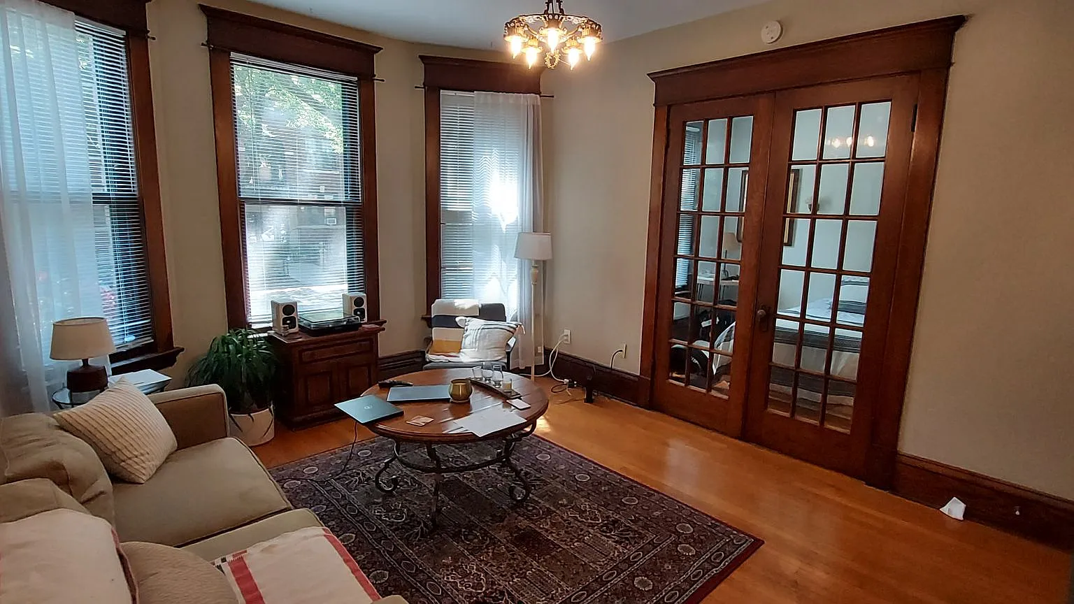 301 Dayton Ave — Photo 2