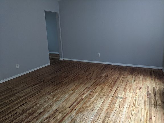 5th image of 950 Bronx Park S #E4