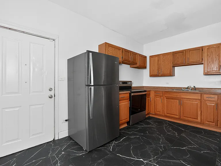 1225 Scott St — Photo 6