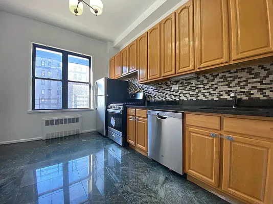 Rented by Vector New York, LLC | media 17