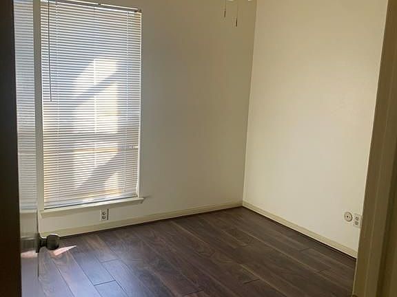 4th image of 12400 Brookglade Cir Unit 37