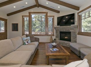 480 E Bear Lake Dr, Mammoth Lakes, CA 93546