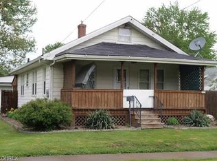 1028 Raymond St NW, Warren, OH