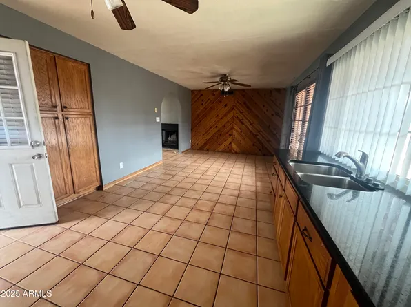 4537 E HIDALGO Avenue, Phoenix, AZ 85040