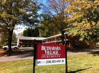 2053 Bethabara Rd APT 52, Winston Salem, NC 27106