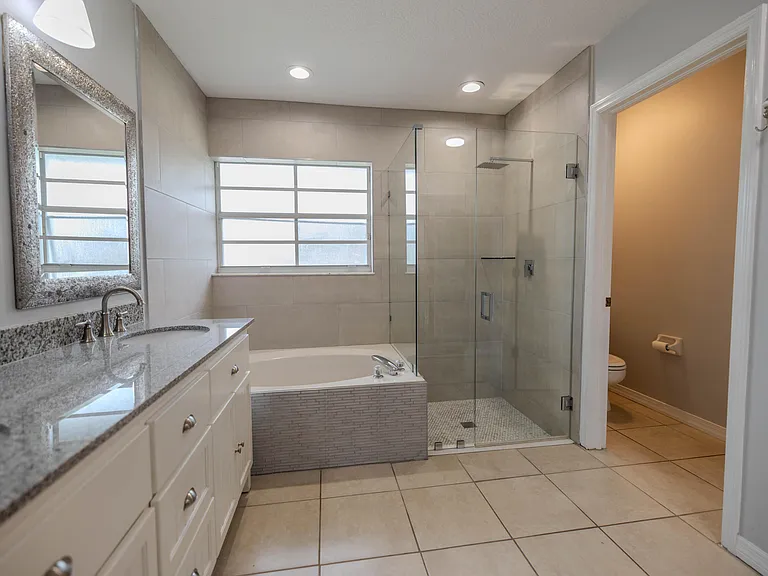 13590 Callington Dr — Photo 9
