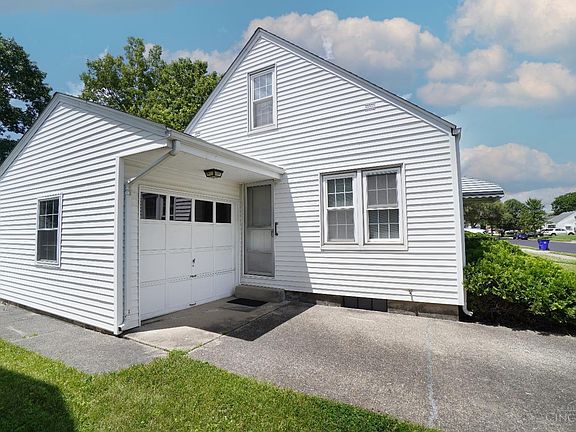 3rd image of 2647 Hilda Ave