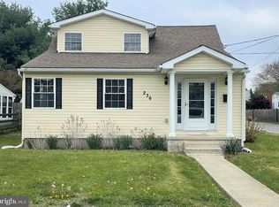 236 Meadow Rd, Pasadena, MD 21122